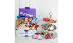 Super Deluxe Retro Sweets Gift