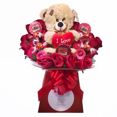 Valentines Day Yankee Candle, Chocolate and Teddy Bouquet