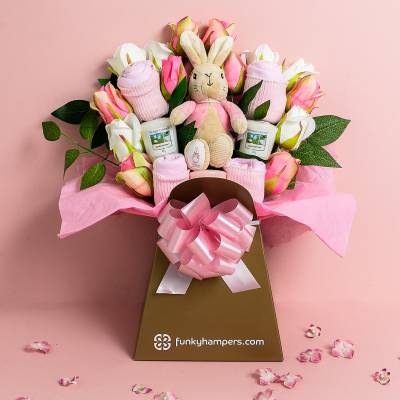 New Baby Girl Yankee Candle Bouquet
