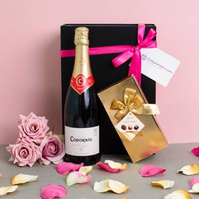 Cava Brut Sparkling Wine and Belgian Chocolates Gift