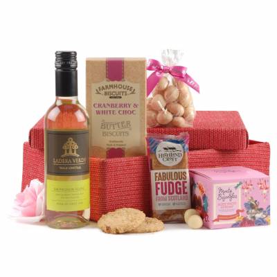 Romantic Treats For Her Gift Hamper