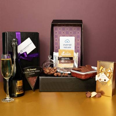 Prosecco and Chocoholics Treats Picbox Hamper