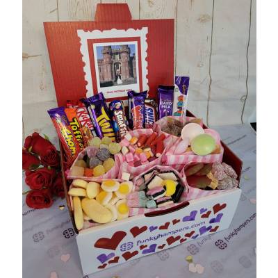Personalised Musical PicBox Deluxe Sweet Hamper