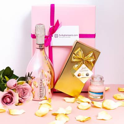Pink Prosecco, Yankee Candle and Belgian Chocolates Hamper