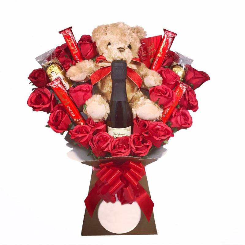 Prosecco and Teddy Chocolate Bouquet