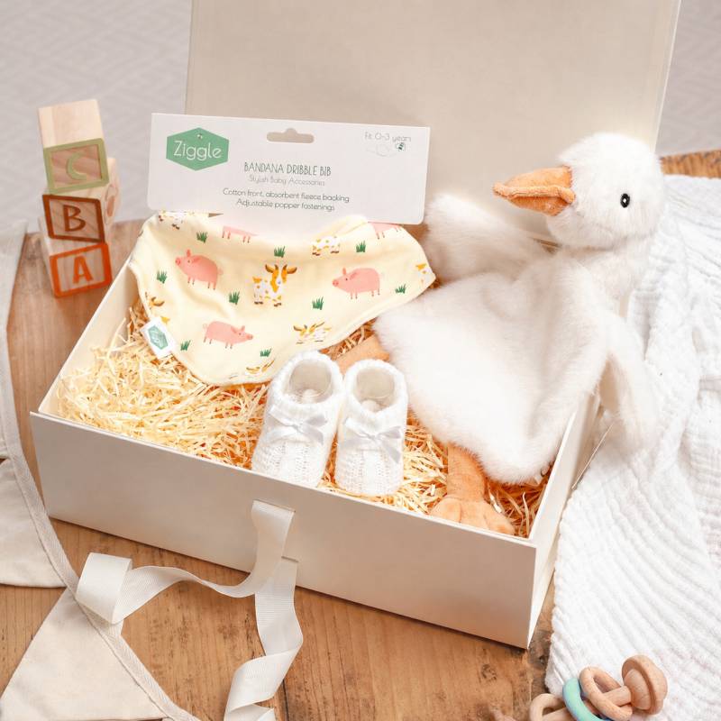 Luxury Baby Gift Box with Duck Comforter, Cotton Bib & Baby Booties – New Baby Gift Luxury Baby Gift Box with Duck Comforter, Cotton Bib & Baby Booties – New Baby Gift