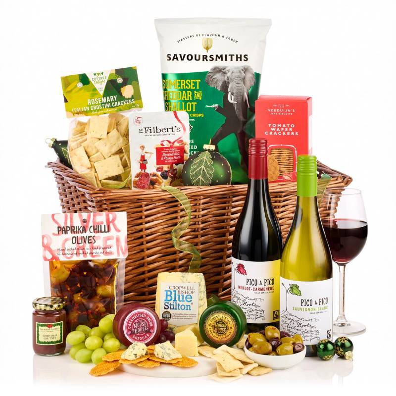 The Red and White Wine With Cheese Hamper The Red and White Wine With Cheese Hamper