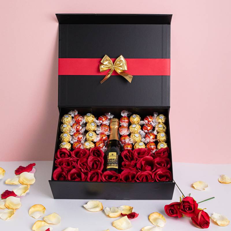 Luxury Prosecco Hamper with Red Roses and Chocolates