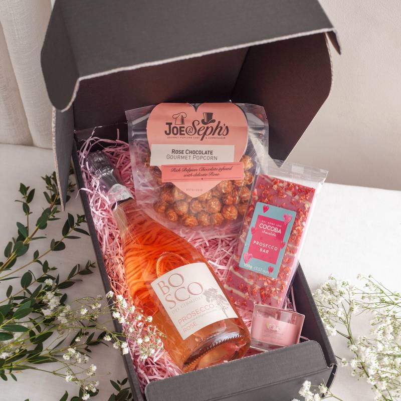 Mothers Day Pink Prosecco Hamper