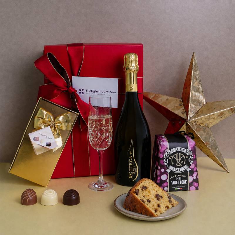 The Prosecco, Panettone and Belgian Chocolates Hamper The Prosecco, Panettone and Belgian Chocolates Hamper