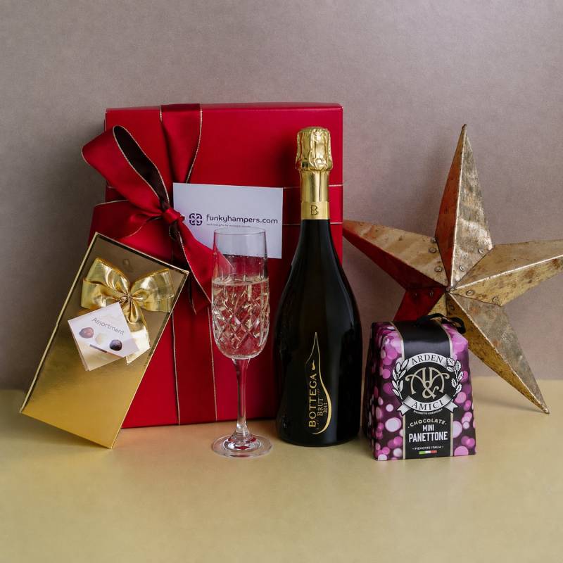 The Prosecco, Panettone and Belgian Chocolates Hamper The Prosecco, Panettone and Belgian Chocolates Hamper