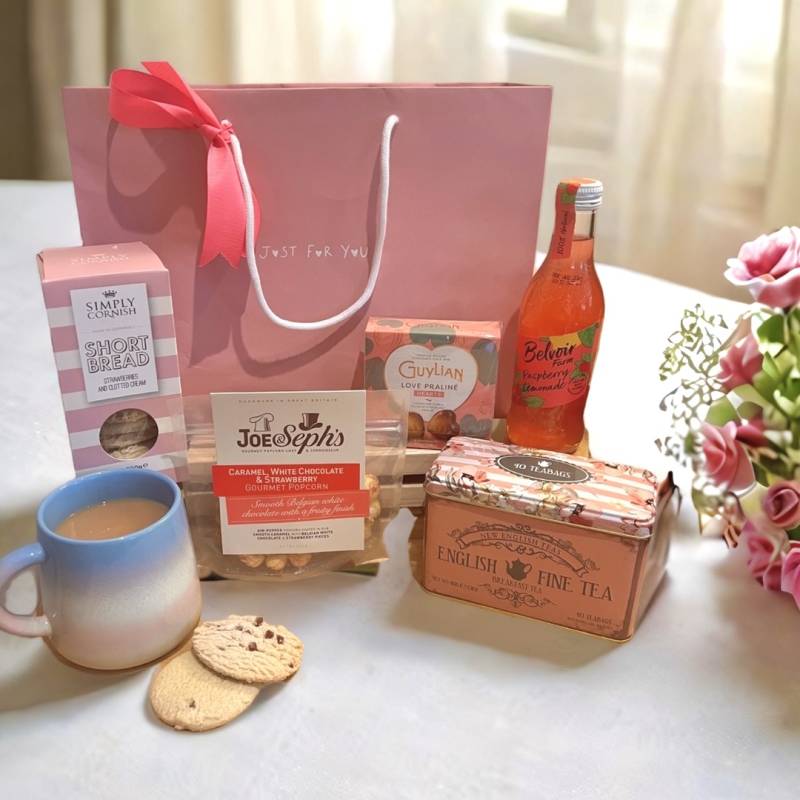 Pink Afternoon Tea Gift Bag