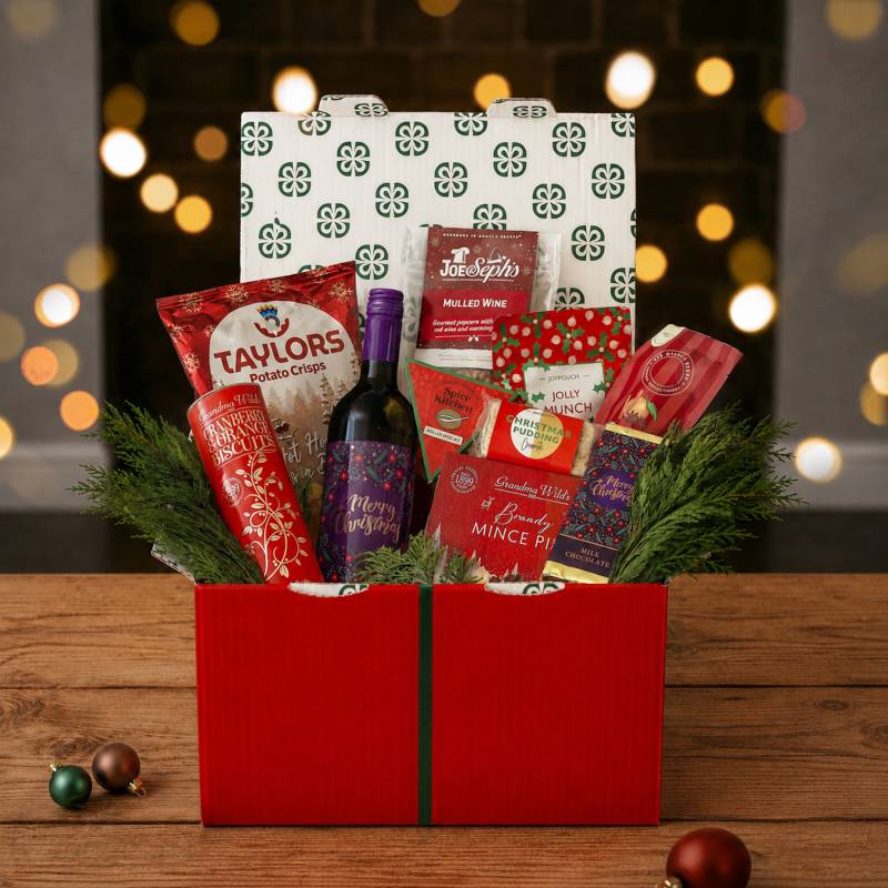 The Festive Feast Christmas Gift Box with Red Wine &ndash; Luxury Christmas Hamper & Festive Treats