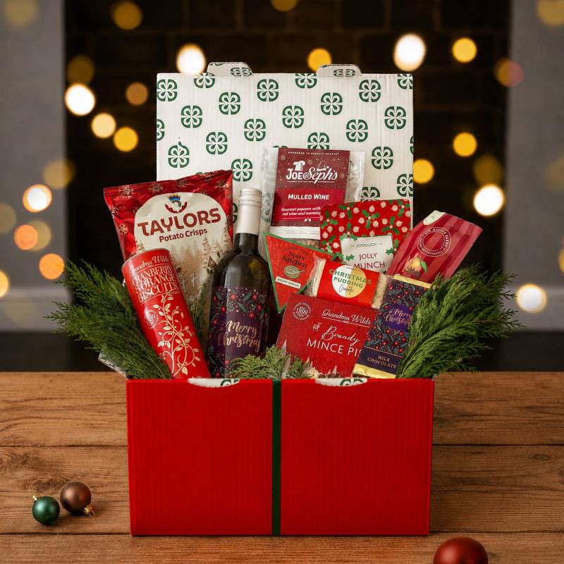 The Festive Feast Christmas Gift Box with White Wine – Luxury Christmas Hamper & Festive Treats The Festive Feast Christmas Gift Box with White Wine – Luxury Christmas Hamper & Festive Treats