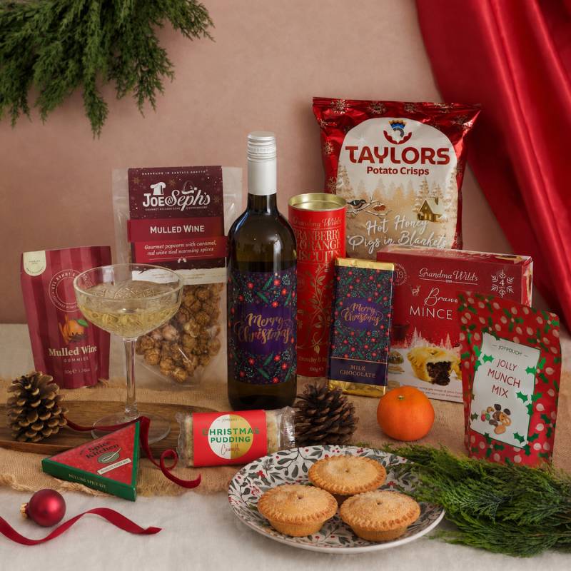 The Festive Feast Christmas Gift Box with White Wine – Luxury Christmas Hamper & Festive Treats The Festive Feast Christmas Gift Box with White Wine – Luxury Christmas Hamper & Festive Treats