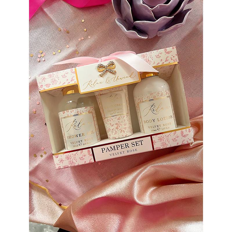 Relax & Unwind Velvet Rose Pamper Gift Set