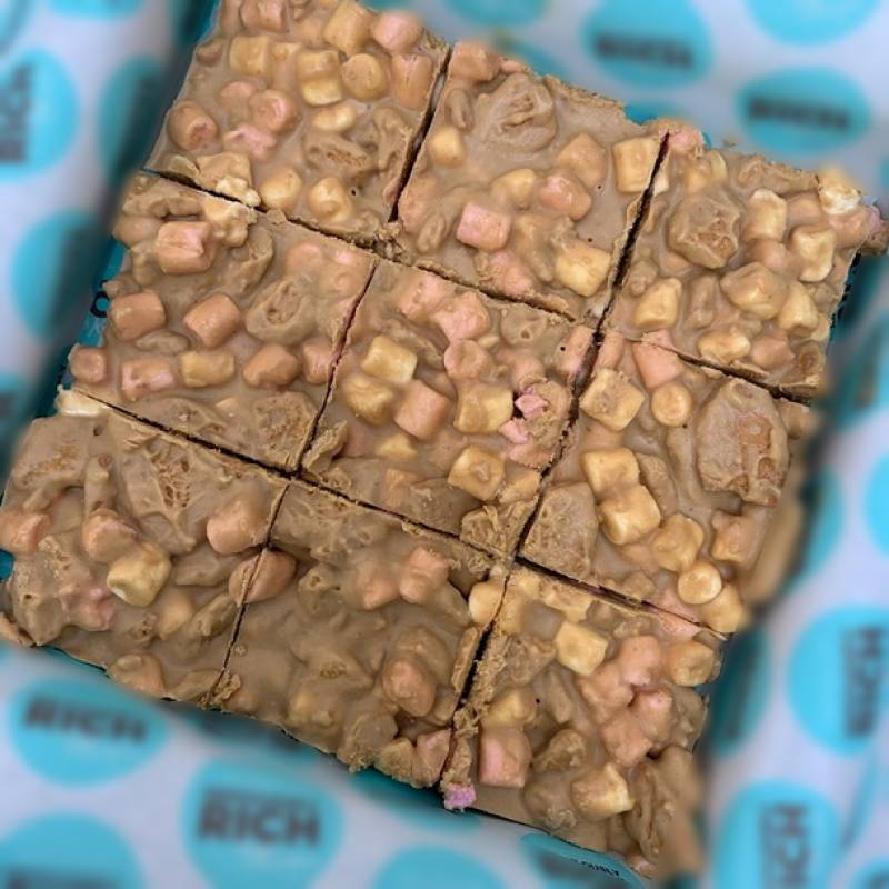 Lotus Biscoff Rocky Road Cake Box