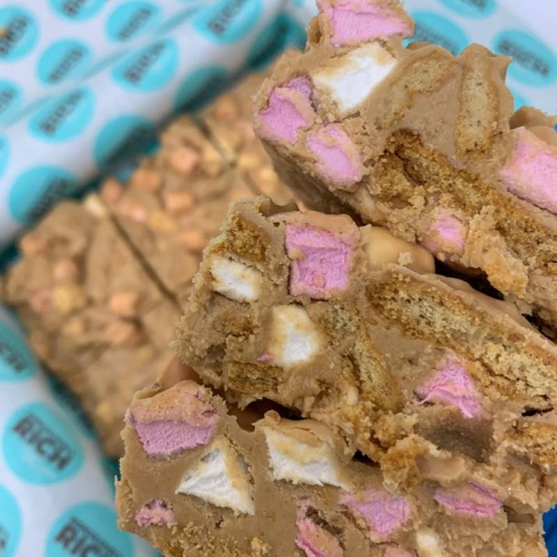 Lotus Biscoff Rocky Road Cake Box