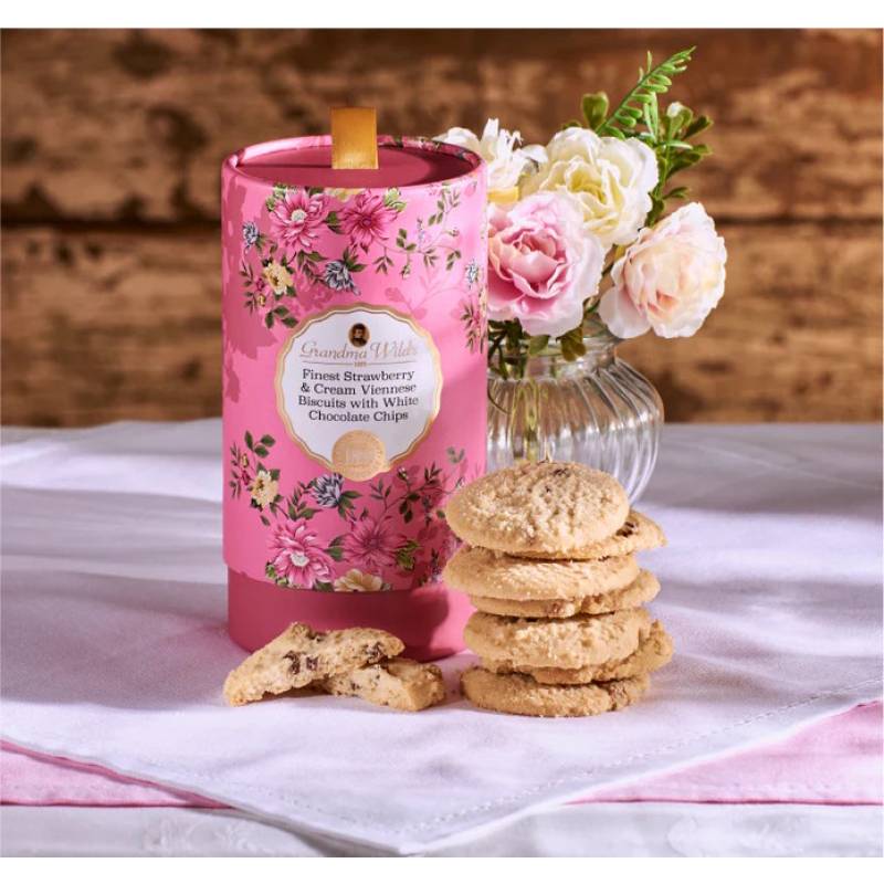 Strawberries & Sparkle Collection Hamper Strawberries & Sparkle Collection Hamper