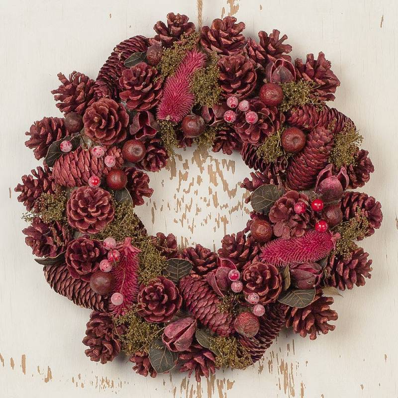 Cranberry Kiss Wreath
