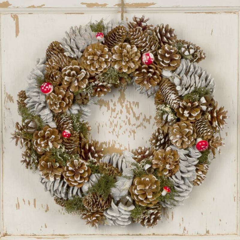 Festive Forest Wreath 