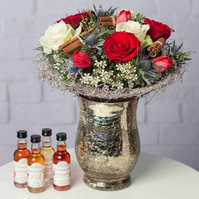 Christmas Posy and Gin Gift